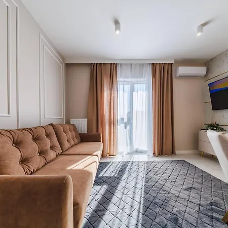 Gold&marble Luxe Apartment- Centre, Ac, Free Parking By Staynest Apartment