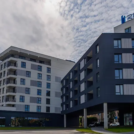 Gold&marble Luxe Apartment- Centre, Ac, Free Parking By Staynest Apartment Rzeszow