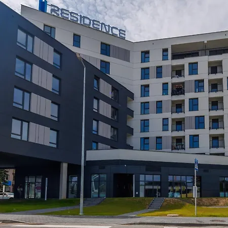 Gold&marble Luxe Apartment- Centre, Ac, Free Parking By Staynest